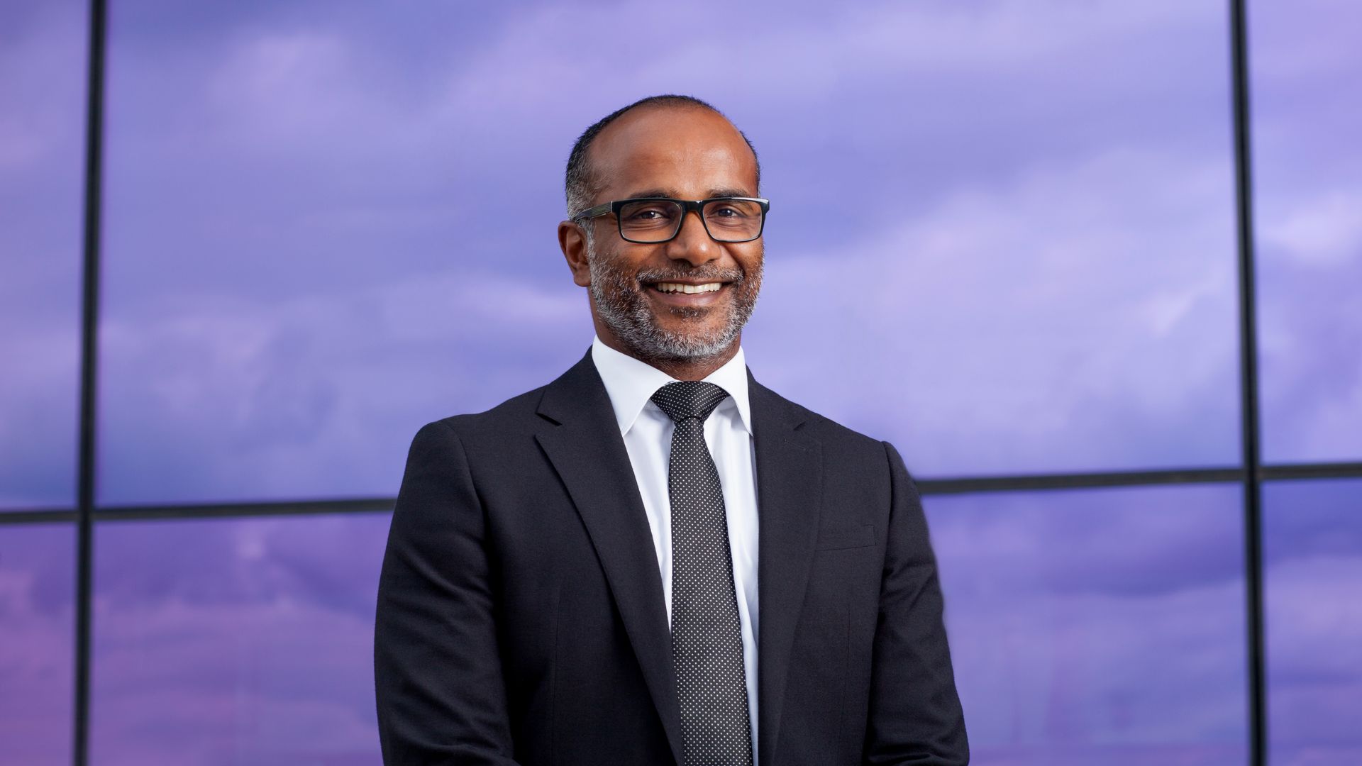 Photo of Prof Mark Dawson